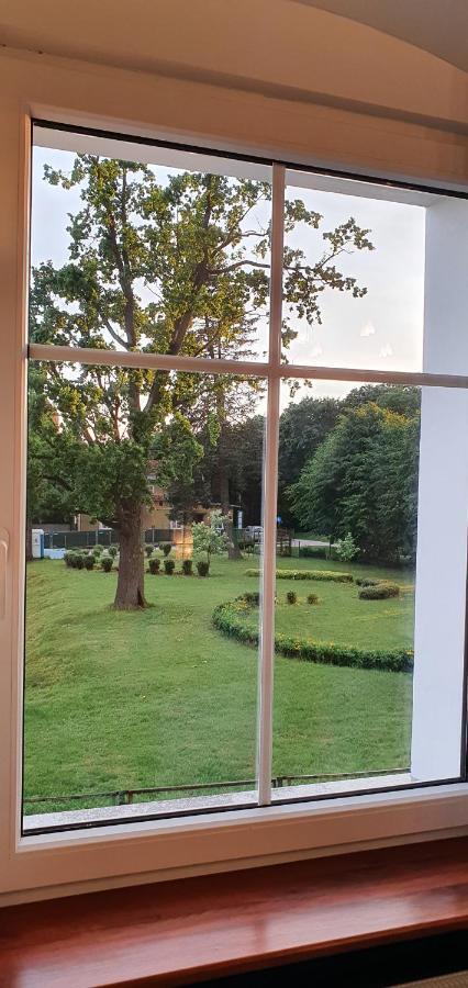 Vila Dom W Miescie Reszel Exteriér fotografie