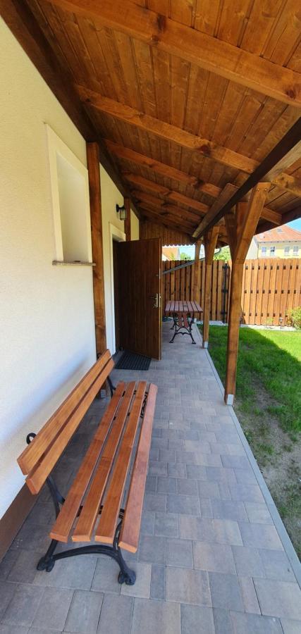 Vila Dom W Miescie Reszel Exteriér fotografie